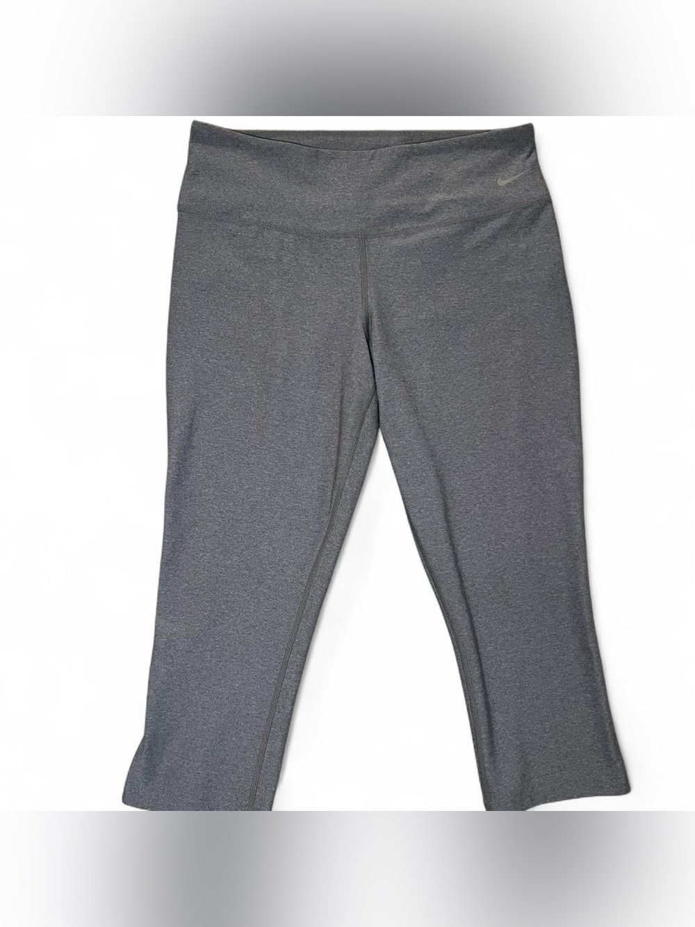 Nike Golf Tour Performance Gray Capris Size M